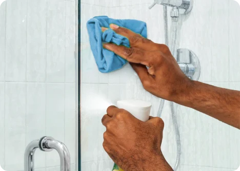 Mr Clean cleaning
